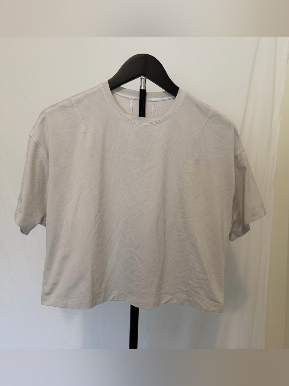 Lululemon AbrasionResistant Training Cropped Tee, Size Tag Missing